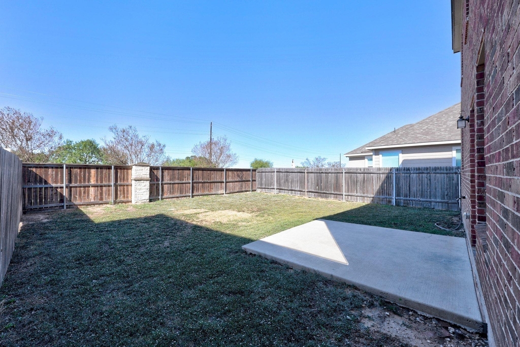 6312 Wagon Spring St - Photo 34