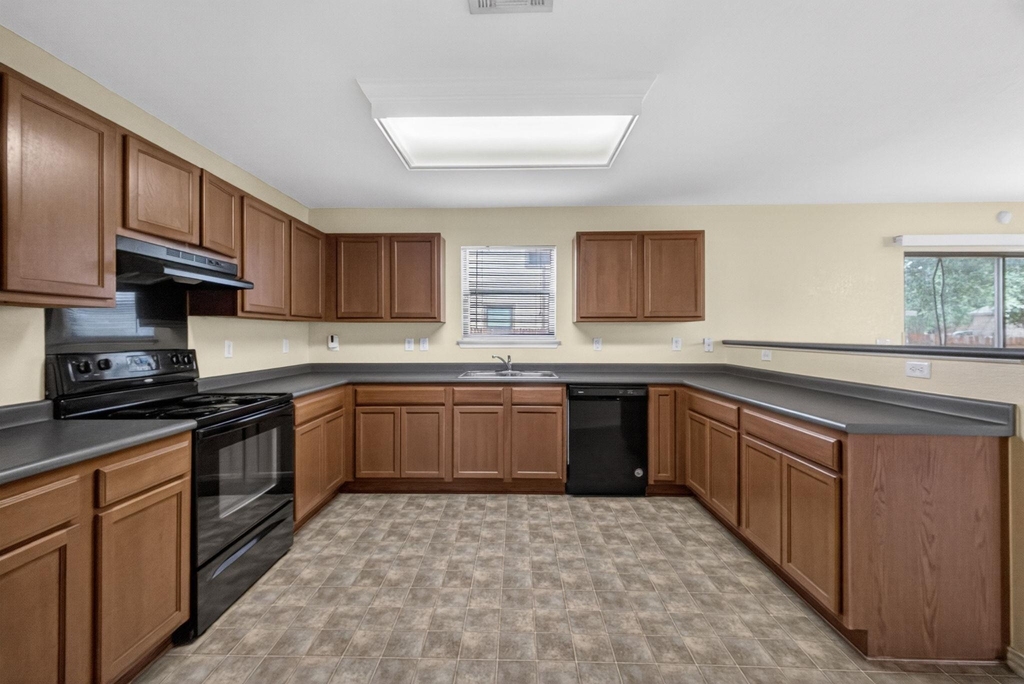 8813 Wiley Way - Photo 9