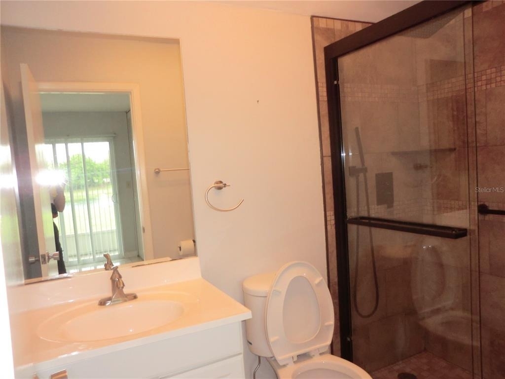 201 Kings Boulevard - Photo 11