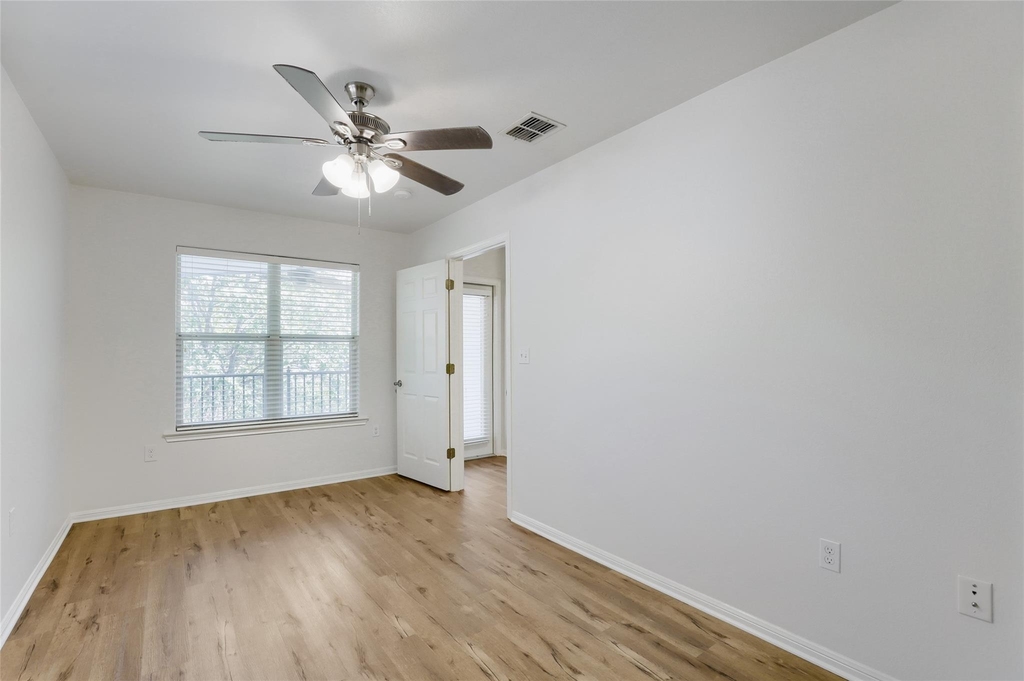 4505 Red River St - Photo 39