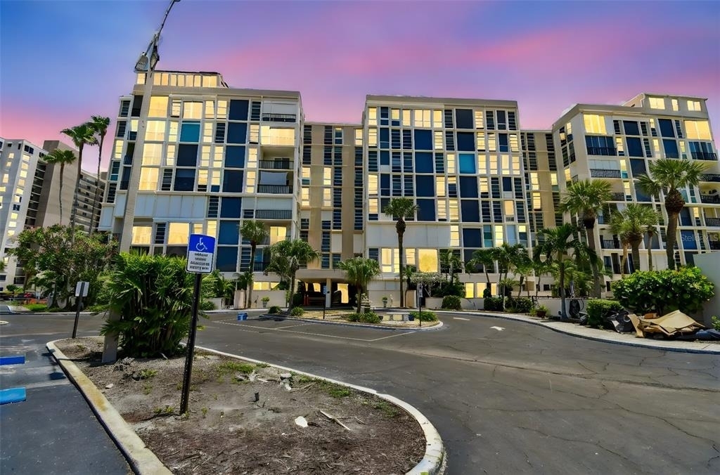 7400 Sun Island Drive S - Photo 0