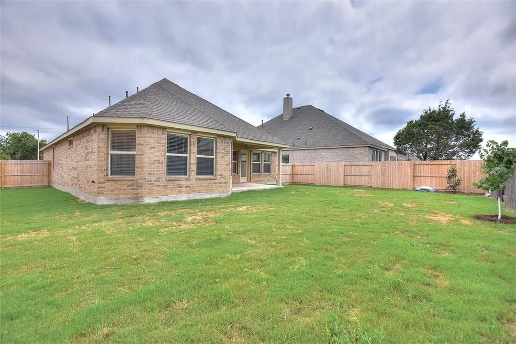 2005 Southcreek Dr - Photo 31