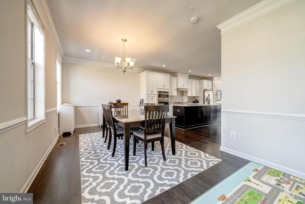 22489 Naugatuck Square - Photo 12