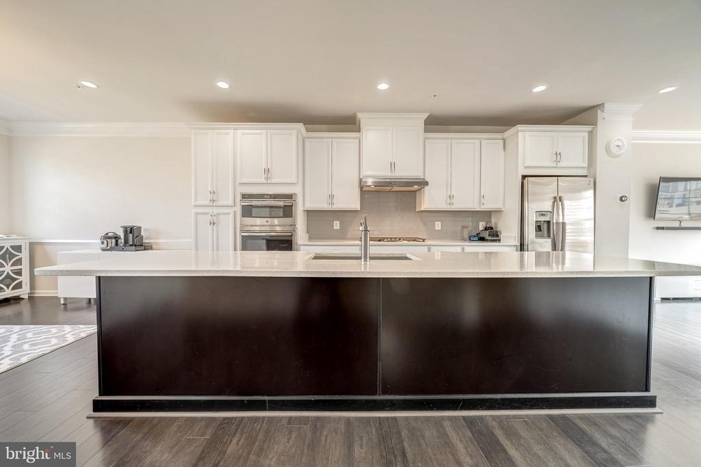 22489 Naugatuck Square - Photo 14