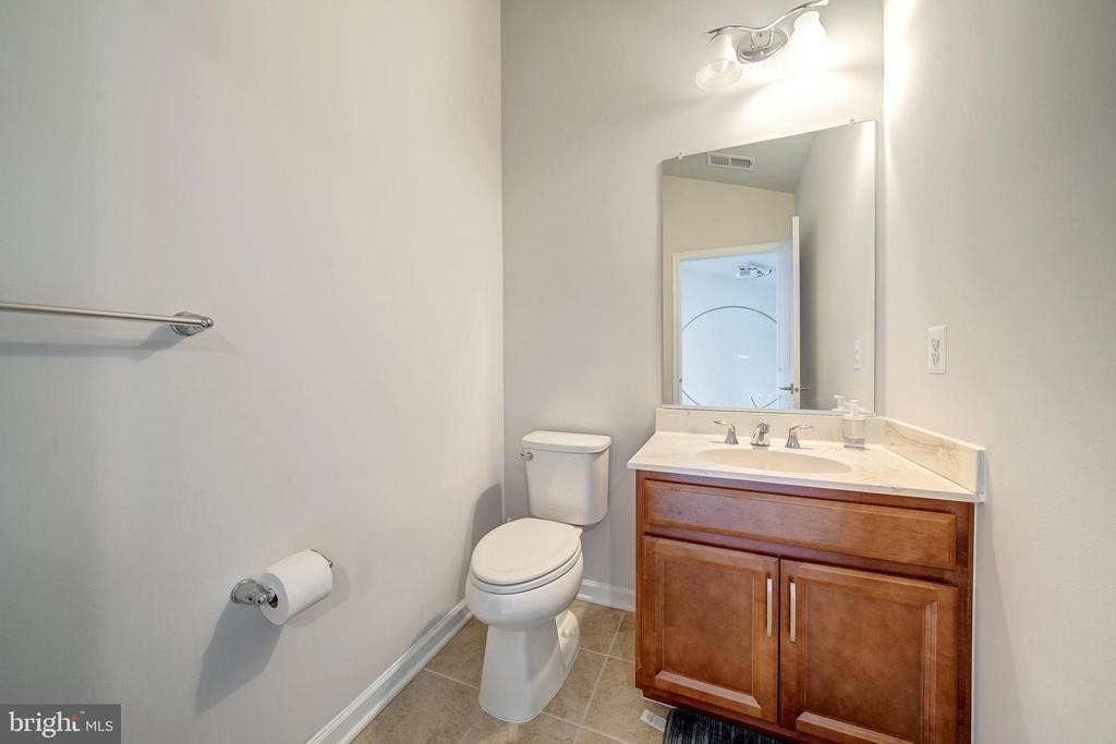 22489 Naugatuck Square - Photo 29