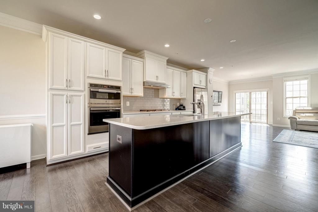 22489 Naugatuck Square - Photo 15