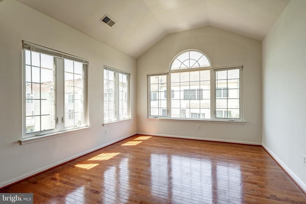 25332 Whippoorwill Terrace - Photo 32