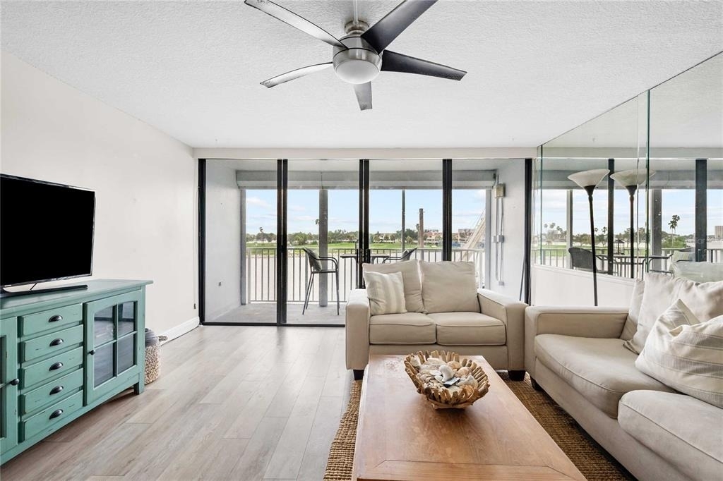 450 Treasure Island Causeway - Photo 8