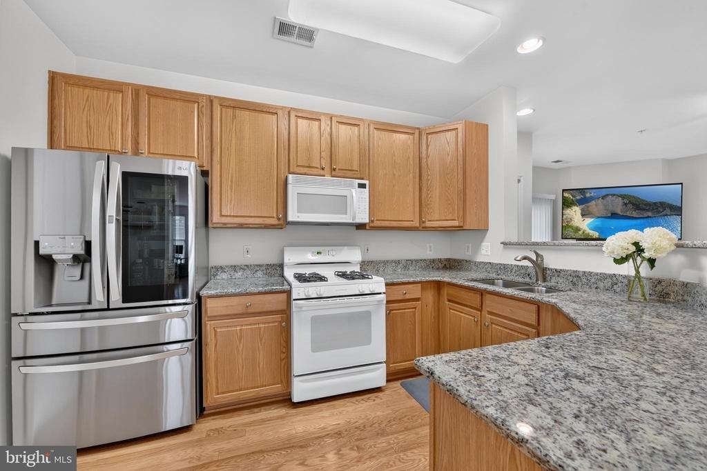 43081 Zander Terrace - Photo 21