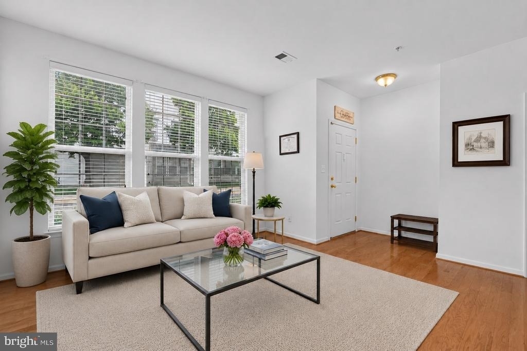 43081 Zander Terrace - Photo 7