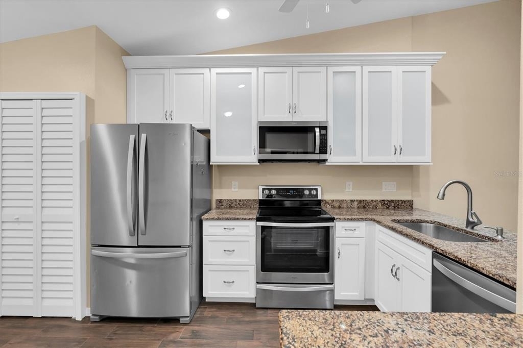 3203 Charter Club Drive - Photo 12