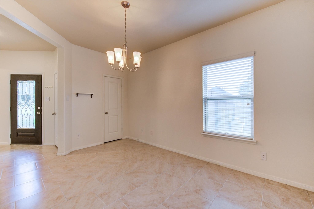 734 Mill Spring Court - Photo 9