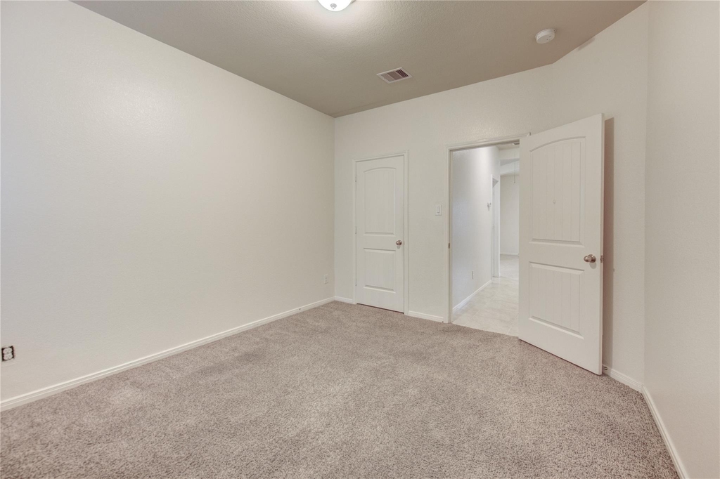 734 Mill Spring Court - Photo 16