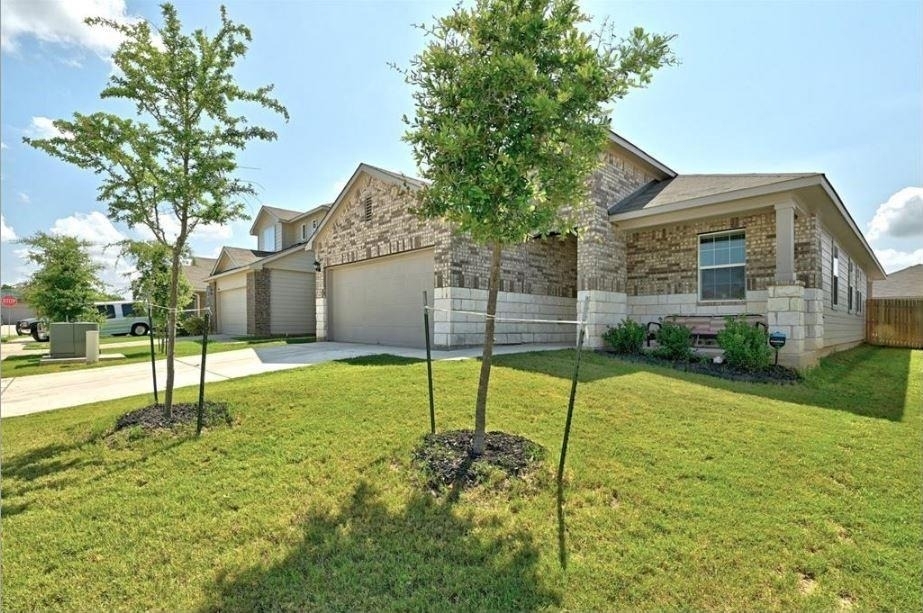 3705 Conyers Ln - Photo 1