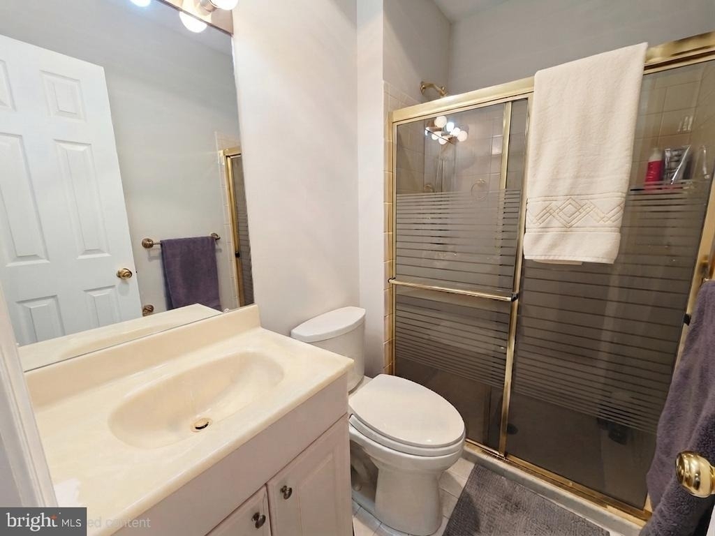 7629 Tiverton Drive - Photo 10