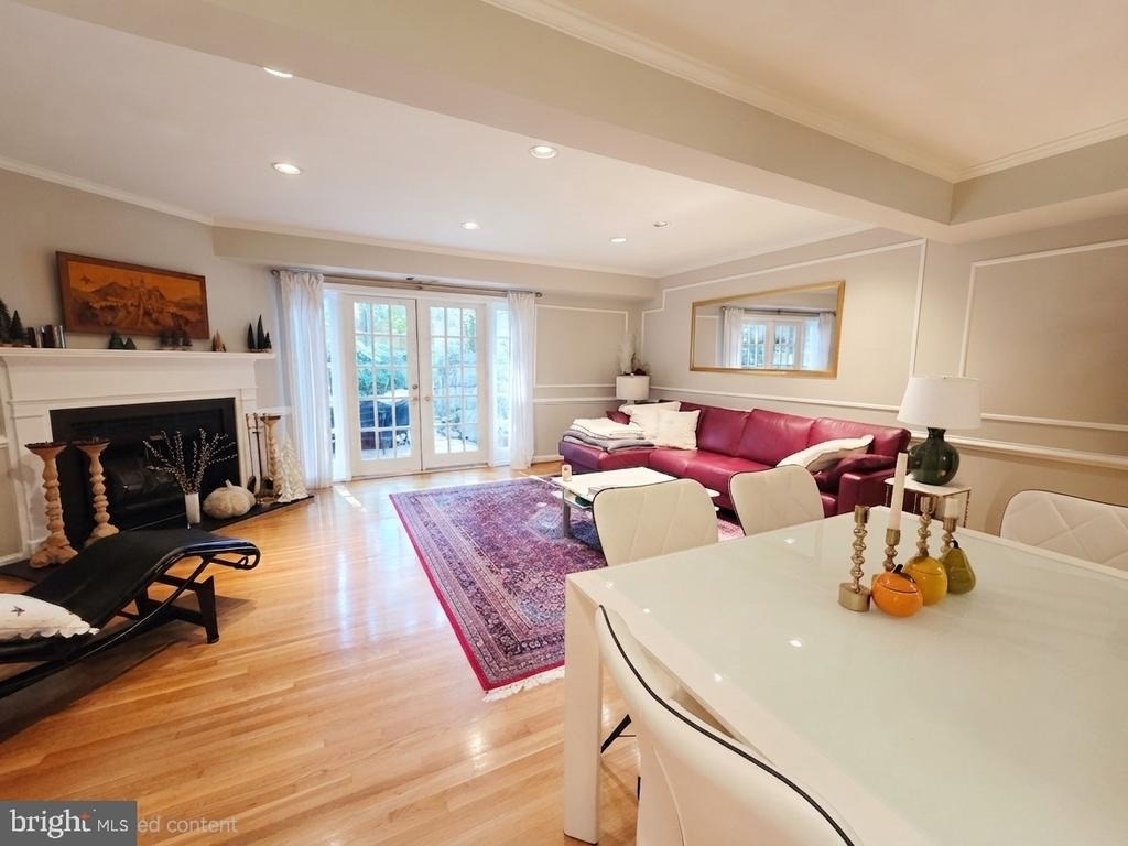 7629 Tiverton Drive - Photo 5