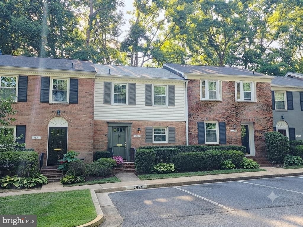 7629 Tiverton Drive - Photo 0