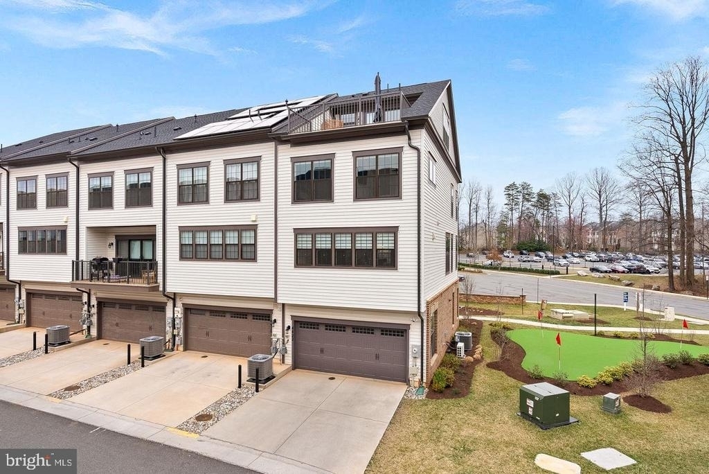 4422 Fair Lakes Court - Photo 48
