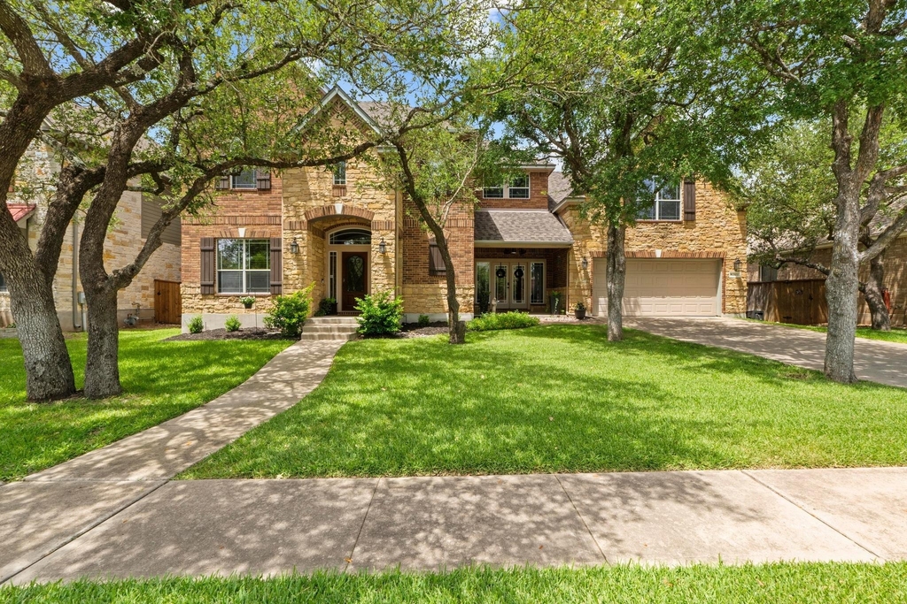 1303 Quiet Creek Dr - Photo 0