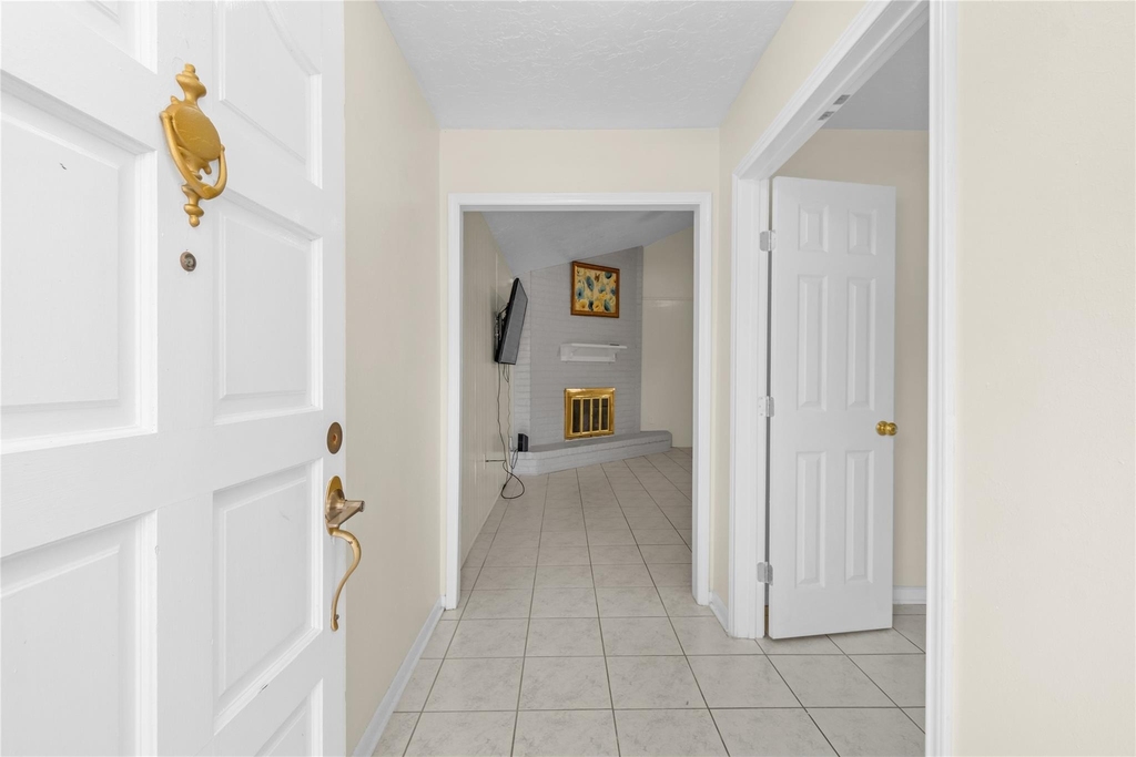 10606 Beckfield Drive - Photo 4