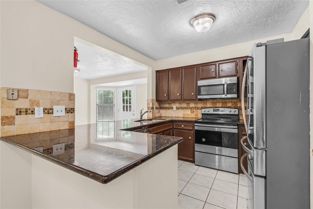 10606 Beckfield Drive - Photo 21