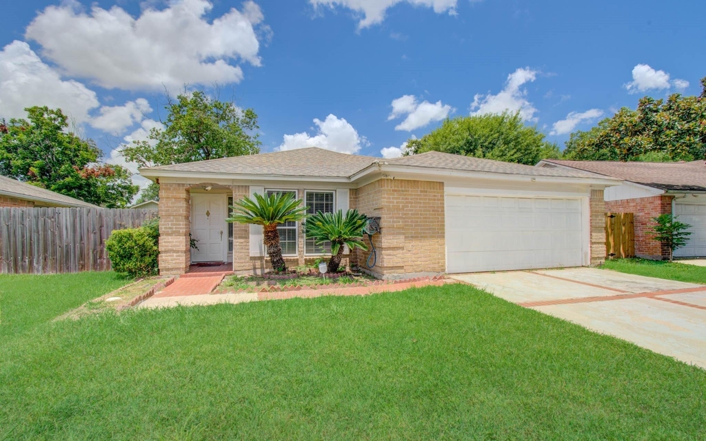 10606 Beckfield Drive - Photo 1