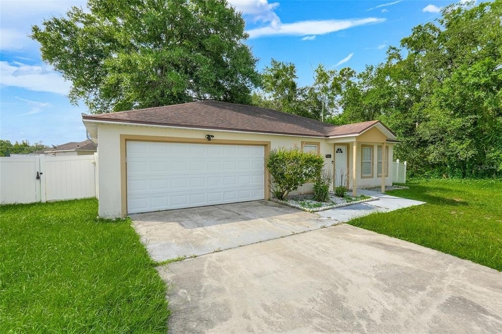 810 Valnera Court - Photo 1