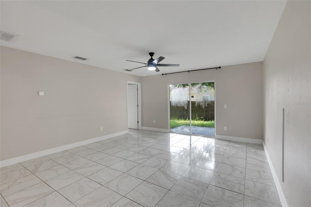 810 Valnera Court - Photo 10
