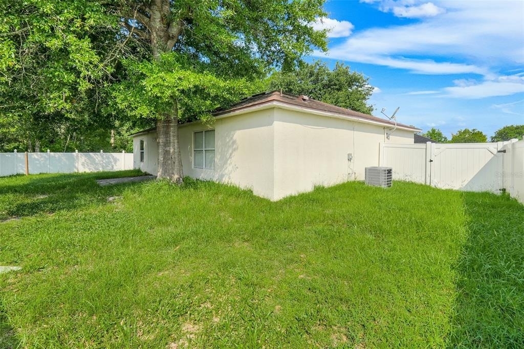810 Valnera Court - Photo 27