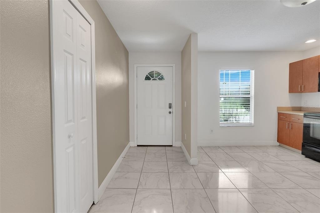 810 Valnera Court - Photo 6