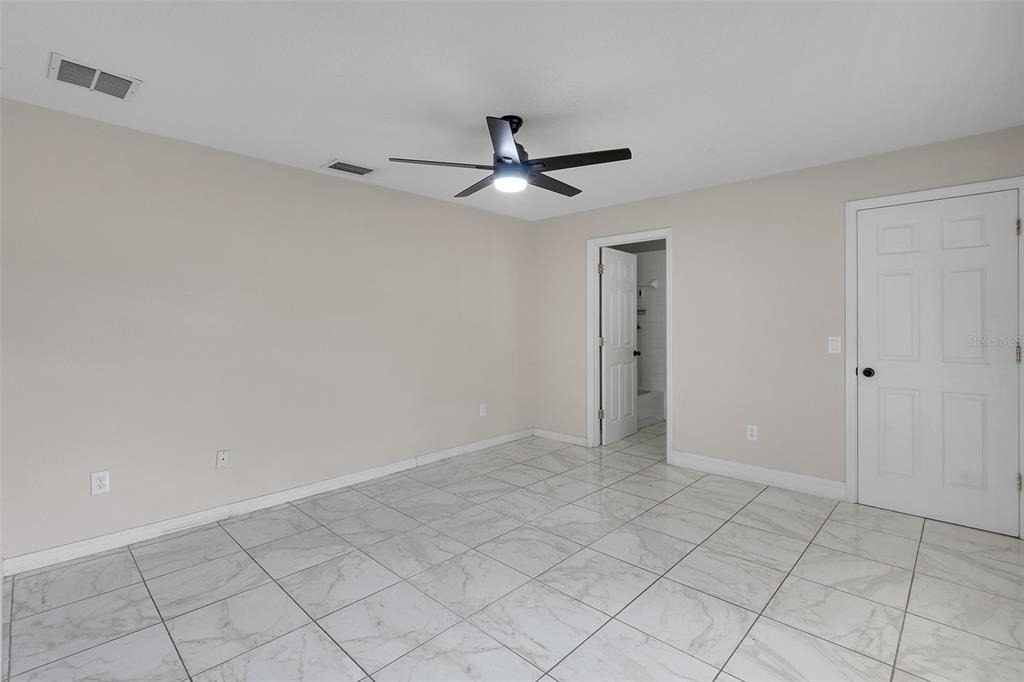 810 Valnera Court - Photo 12