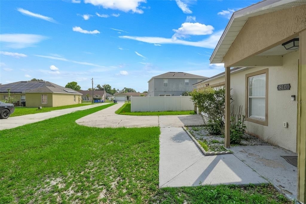810 Valnera Court - Photo 3