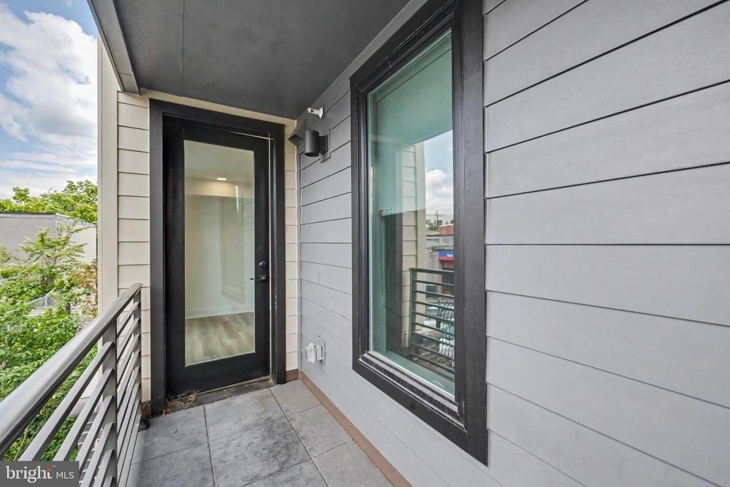 701 N Henry Street - Photo 37