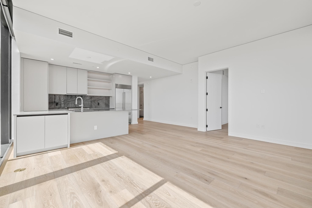 610 Davis St - Photo 5