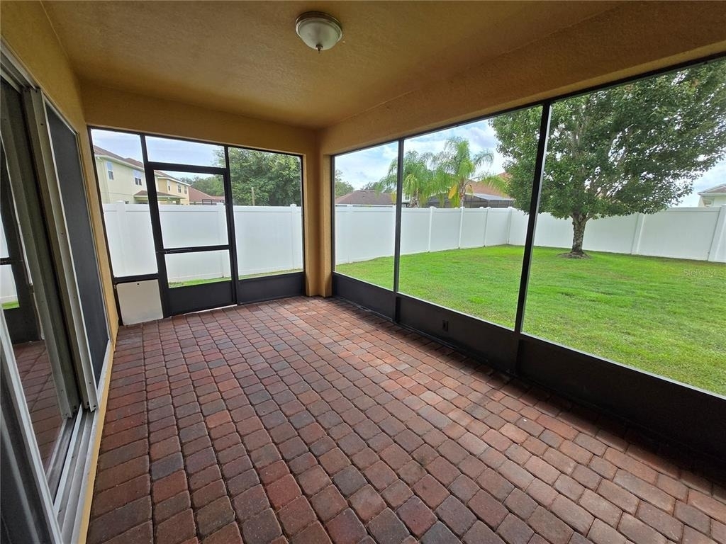 2246 Waukegan Drive - Photo 30
