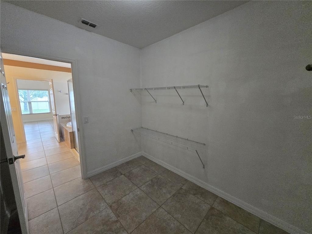 2246 Waukegan Drive - Photo 20