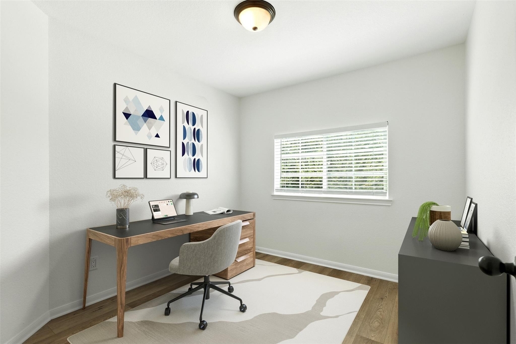 3219 This Way - Photo 22