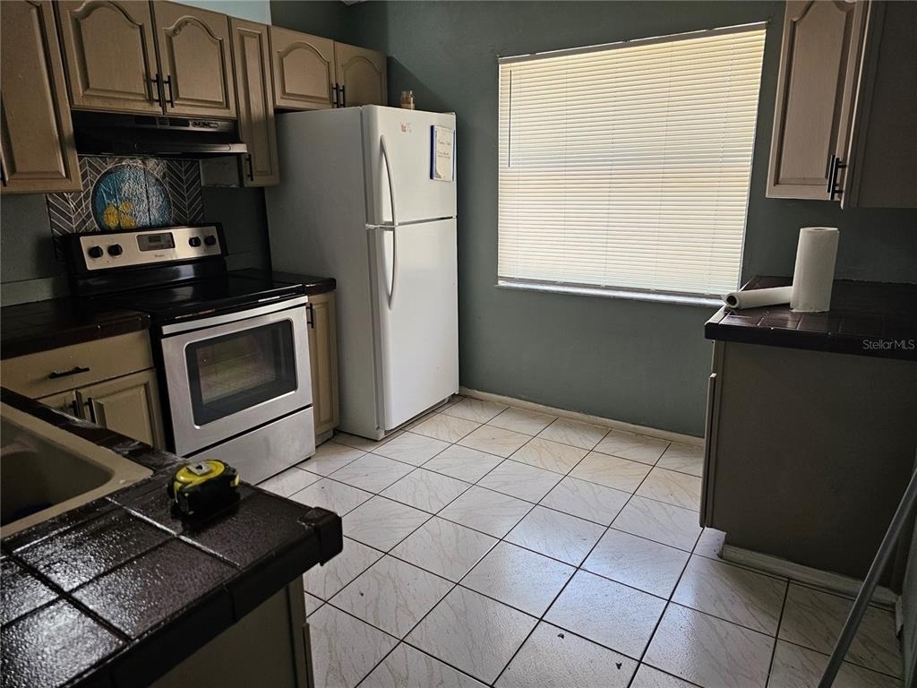 102 Whitehall Way - Photo 15