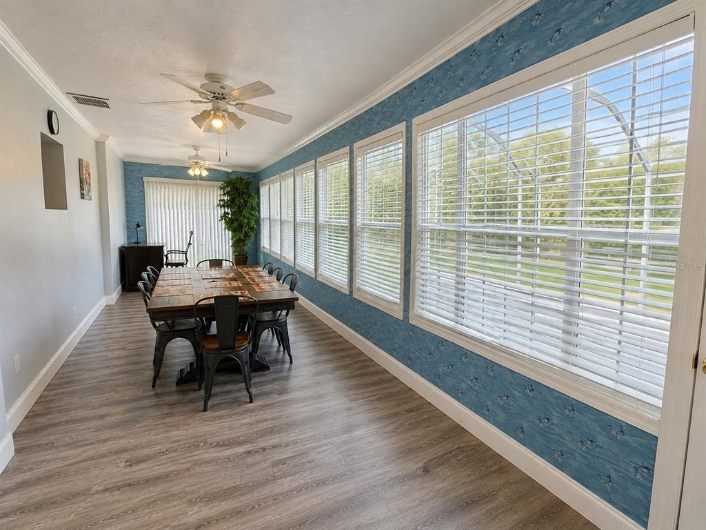 2130 Pinehurst Street - Photo 8