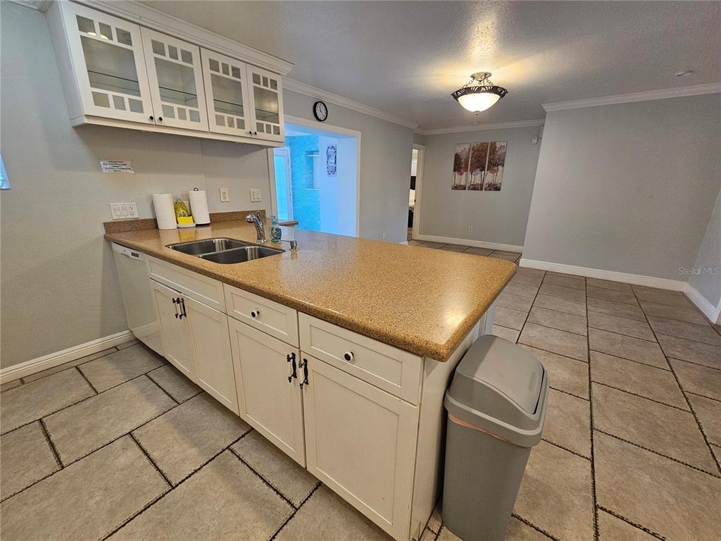 2130 Pinehurst Street - Photo 4