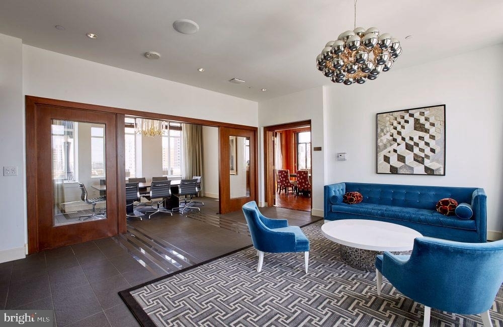 1616 Walnut Street - Photo 3