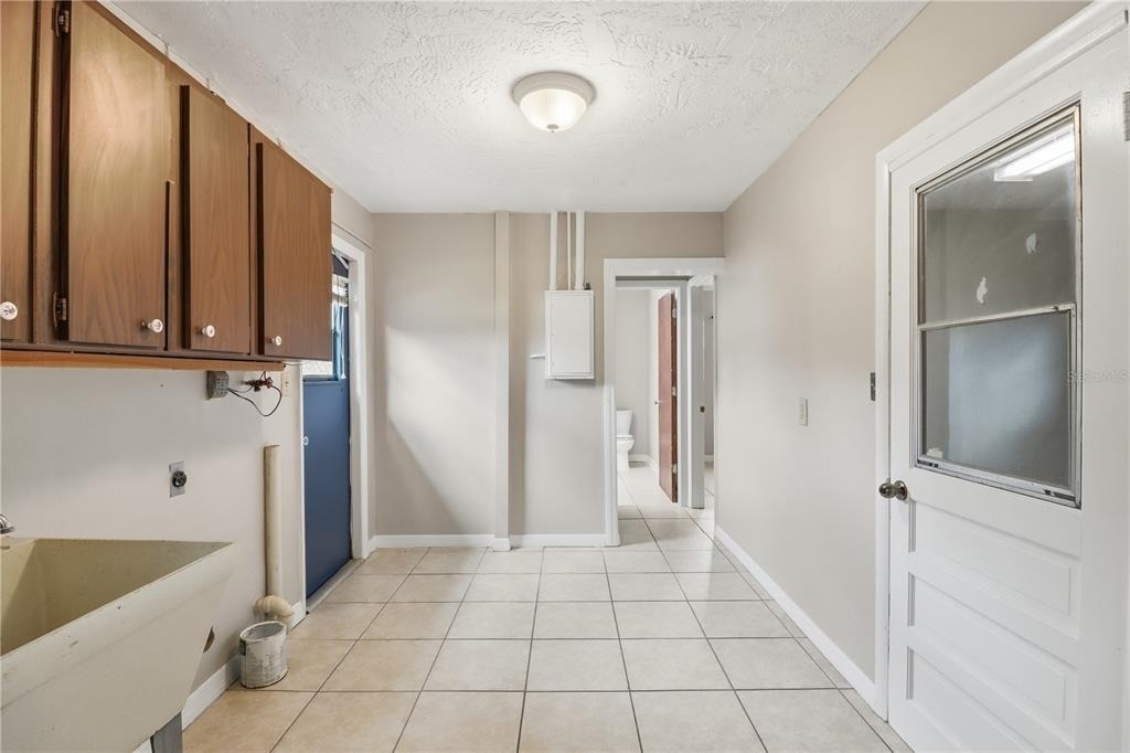 38 Regina Boulevard - Photo 33