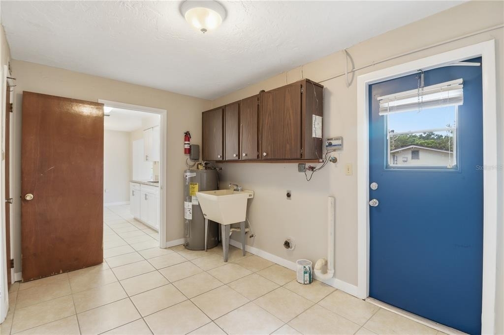38 Regina Boulevard - Photo 32