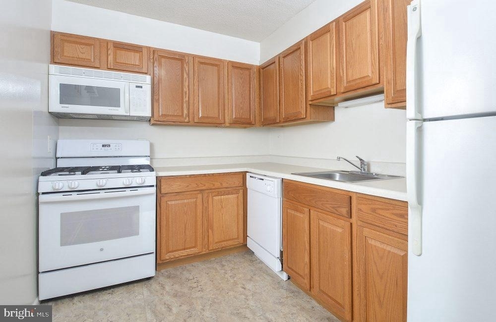 515 W Chelten Avenue - Photo 29