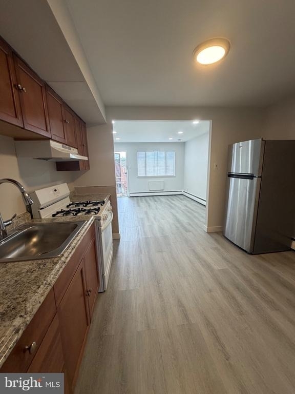 6020 N Warnock Street - Photo 4