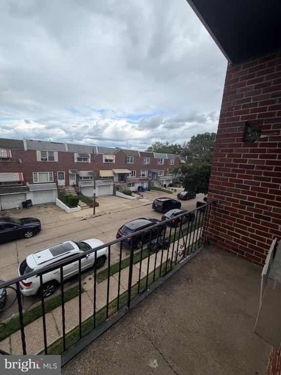 6020 N Warnock Street - Photo 6