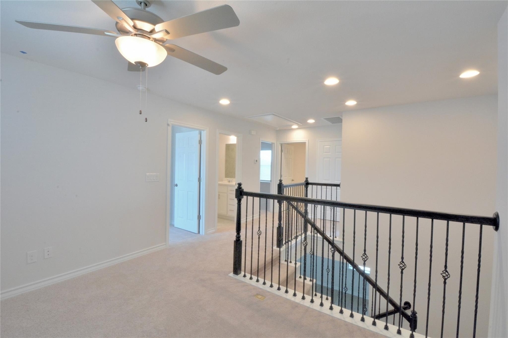349 Capstone Rd - Photo 7