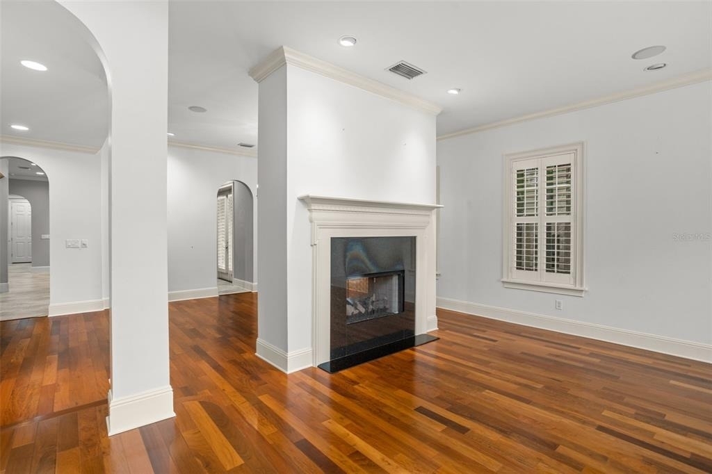 1136 S Pennsylvania Avenue - Photo 6