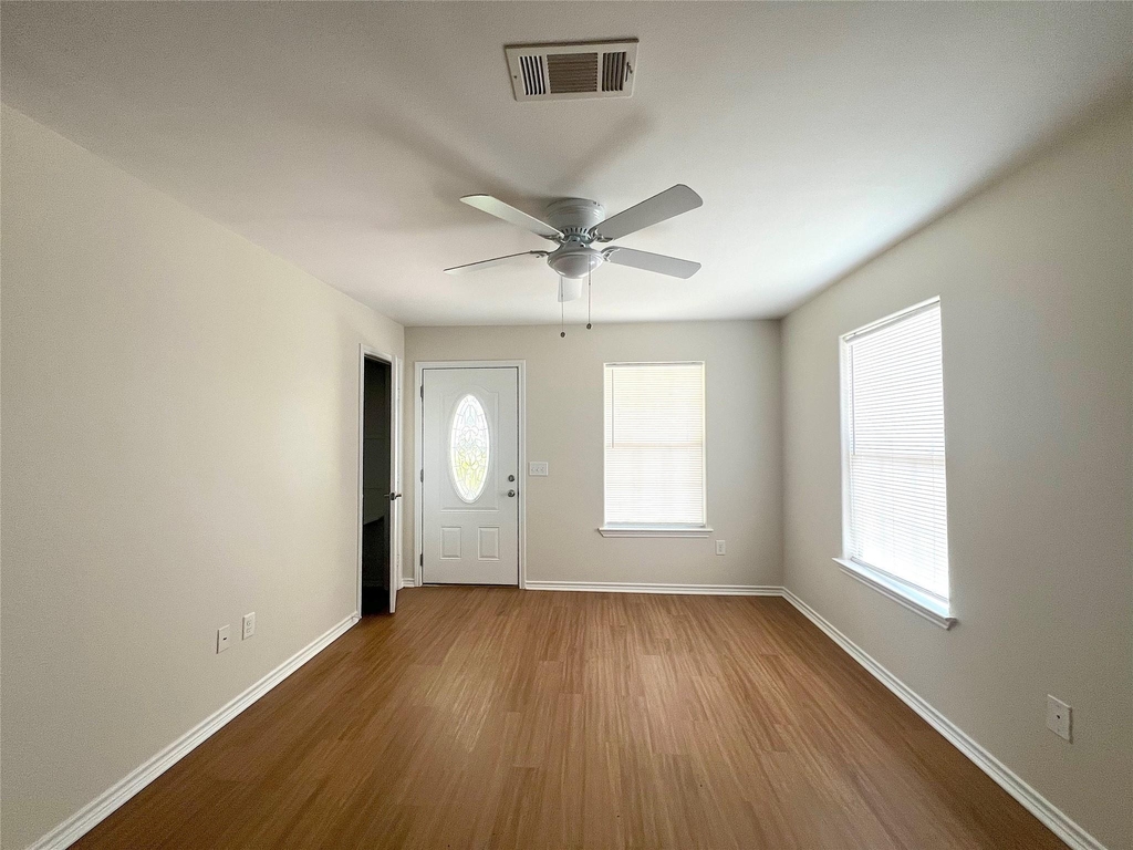 1006 2nd Street - Photo 5
