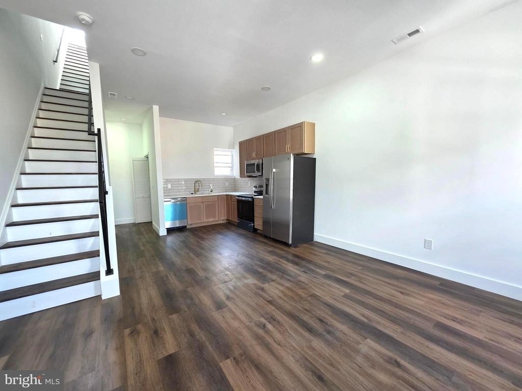 1520 S 22nd Street - Photo 0
